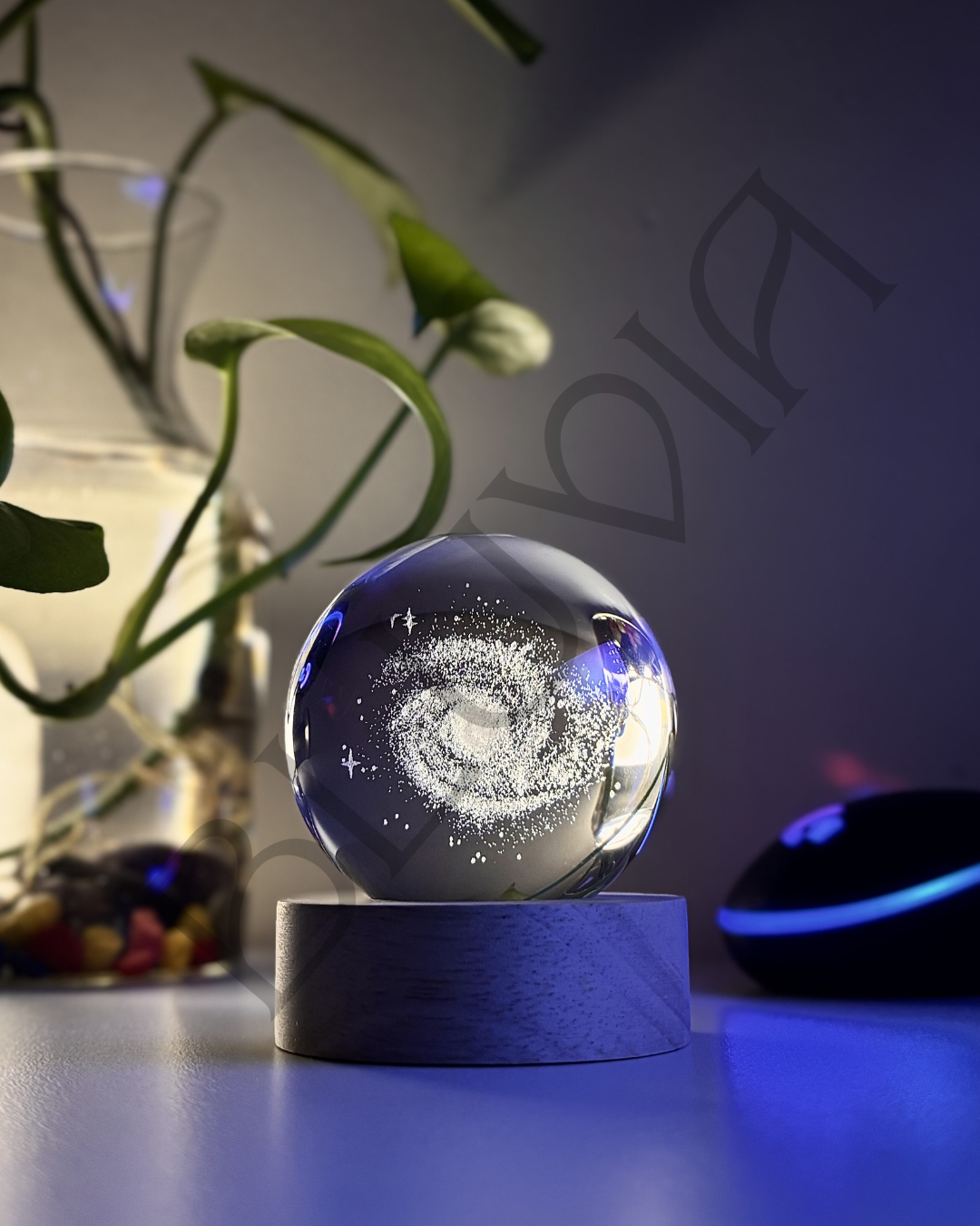 Cosmora™ Lamp