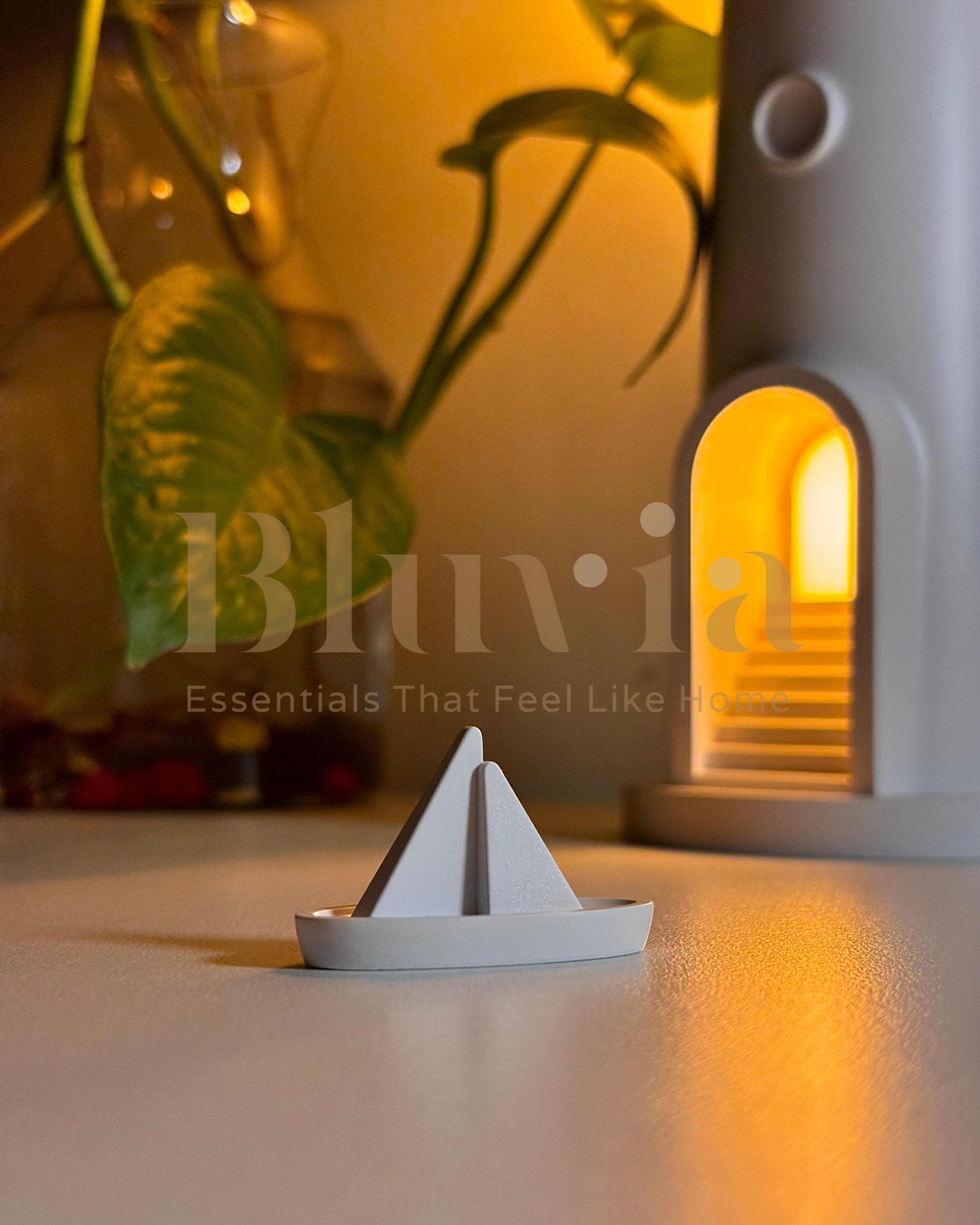 Orin™ Lamp