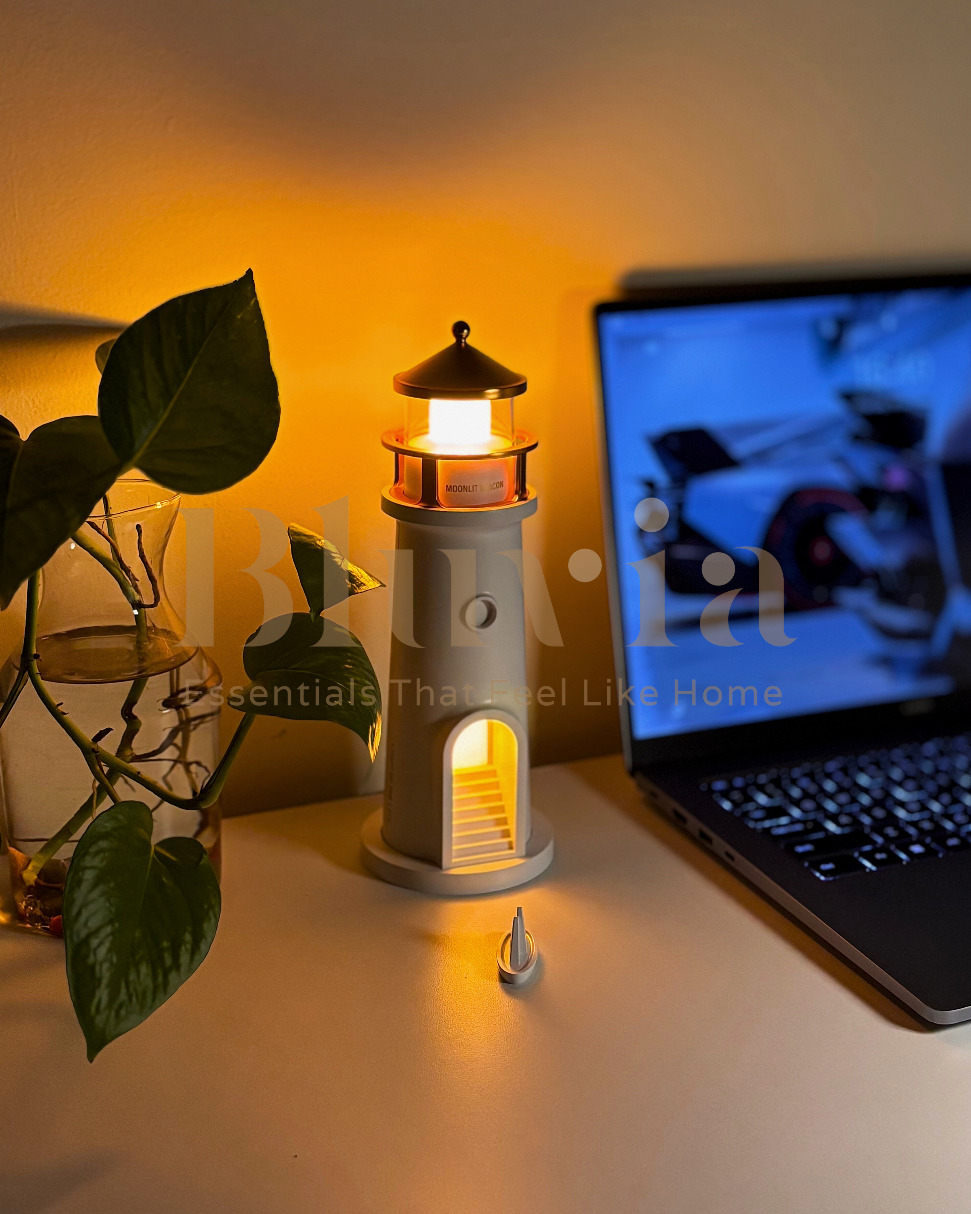 Orin™ Lamp