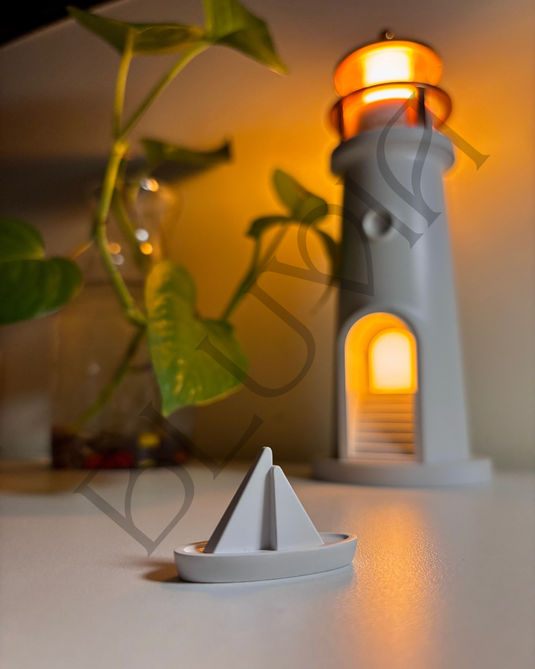 Orin™ Lamp